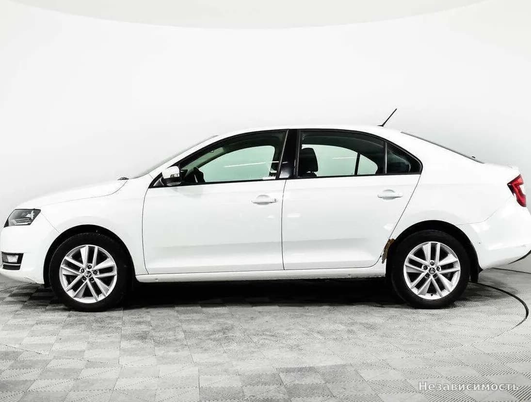 Skoda Rapid 2018 с пробегом — фото 8