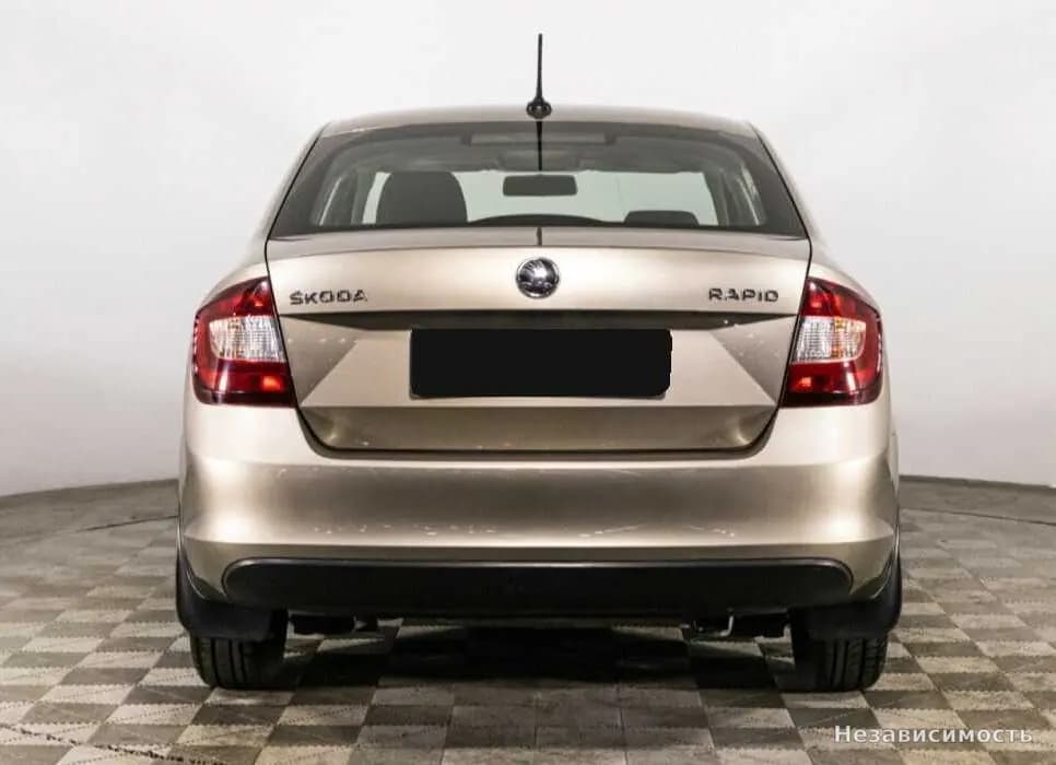 Skoda Rapid 2019 с пробегом — фото 6