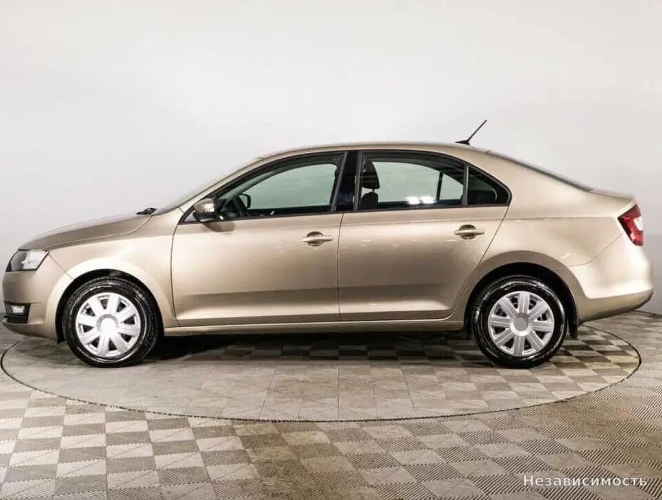 Skoda Rapid 2019 с пробегом — фото 8