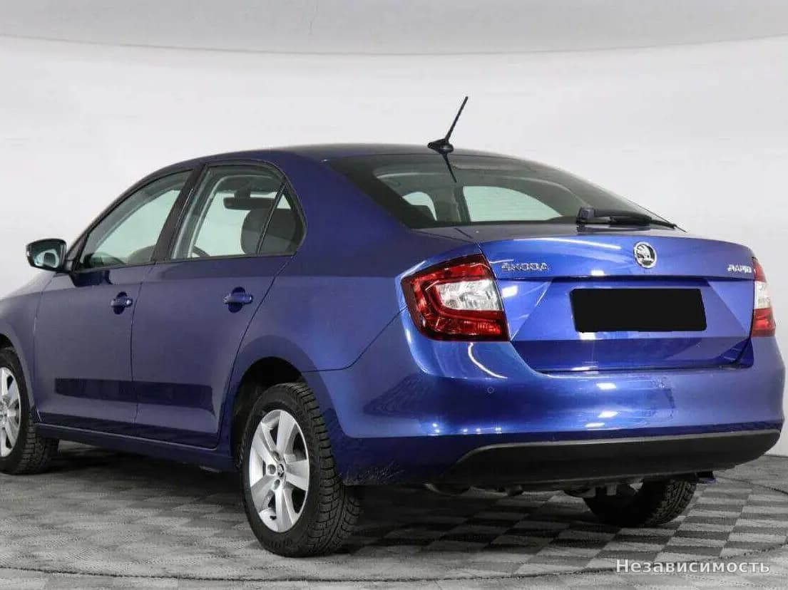 Skoda Rapid 2018 с пробегом — фото 7