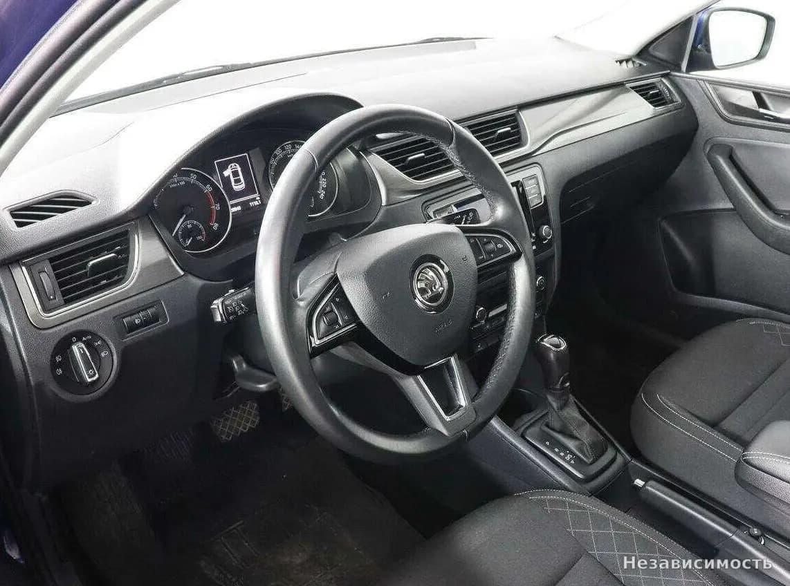 Skoda Rapid 2018 с пробегом — фото 9