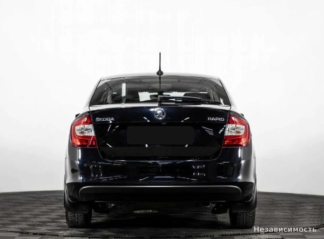 Skoda Rapid 2018 с пробегом — фото 4