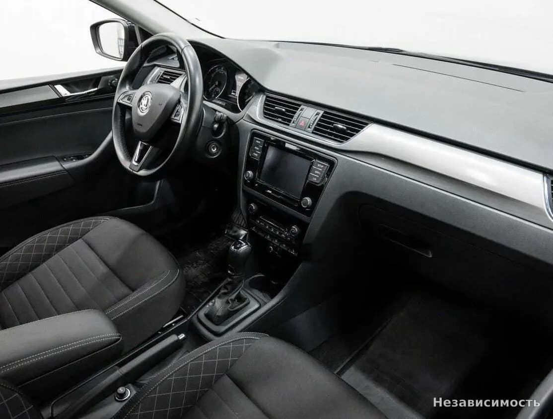 Skoda Rapid 2018 с пробегом — фото 6