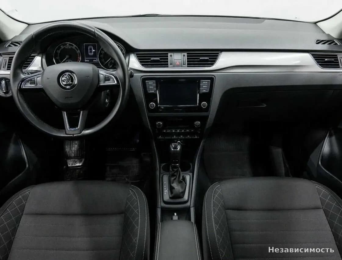 Skoda Rapid 2018 с пробегом — фото 9