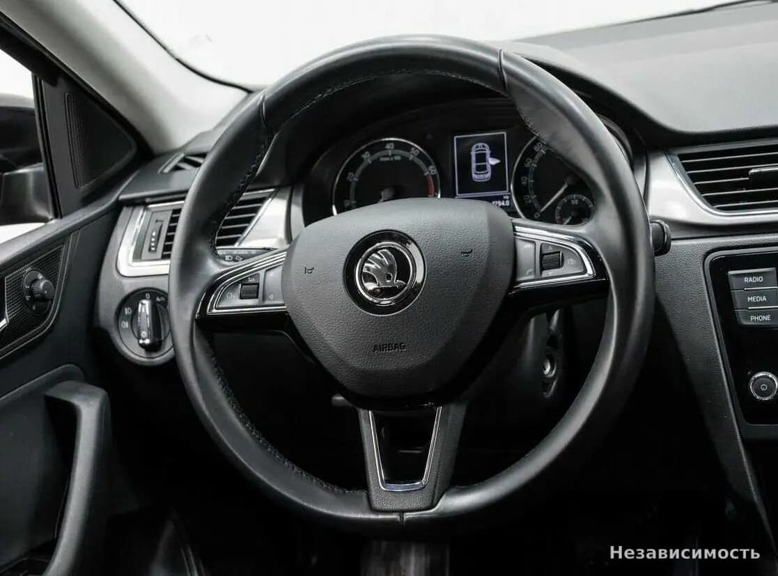 Skoda Rapid 2018 с пробегом — фото 10