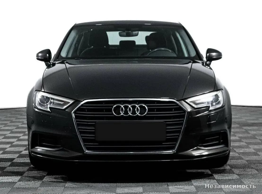 Audi A3 2017 с пробегом — фото 2