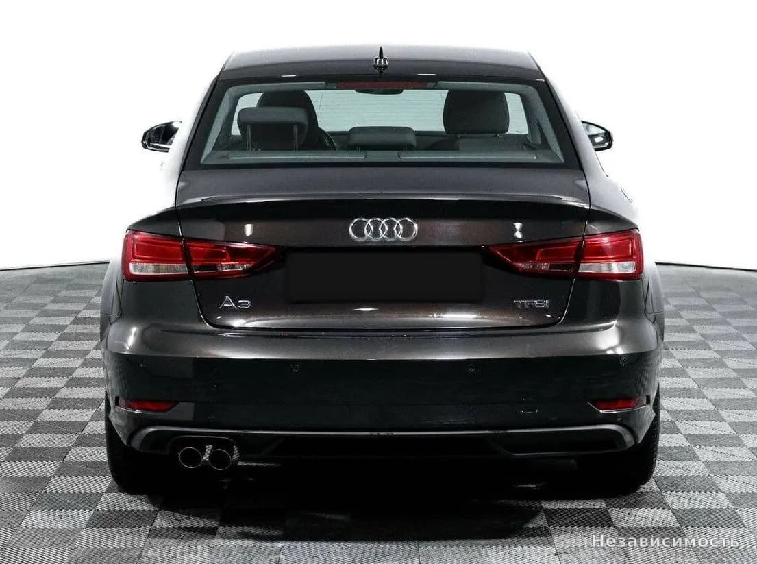 Audi A3 2017 с пробегом — фото 6