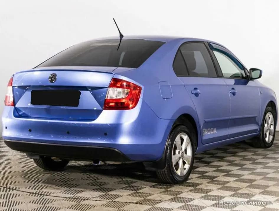 Skoda Rapid 2014 с пробегом — фото 5