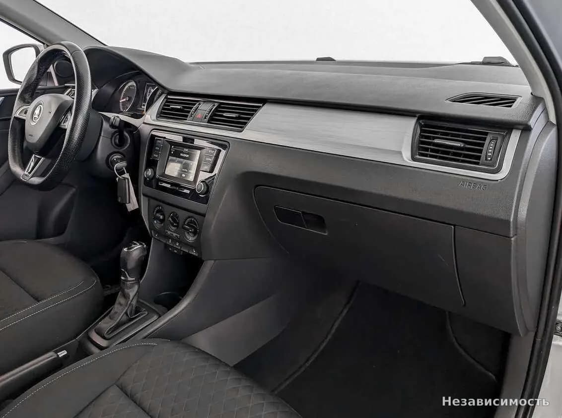 Skoda Rapid 2016 с пробегом — фото 8