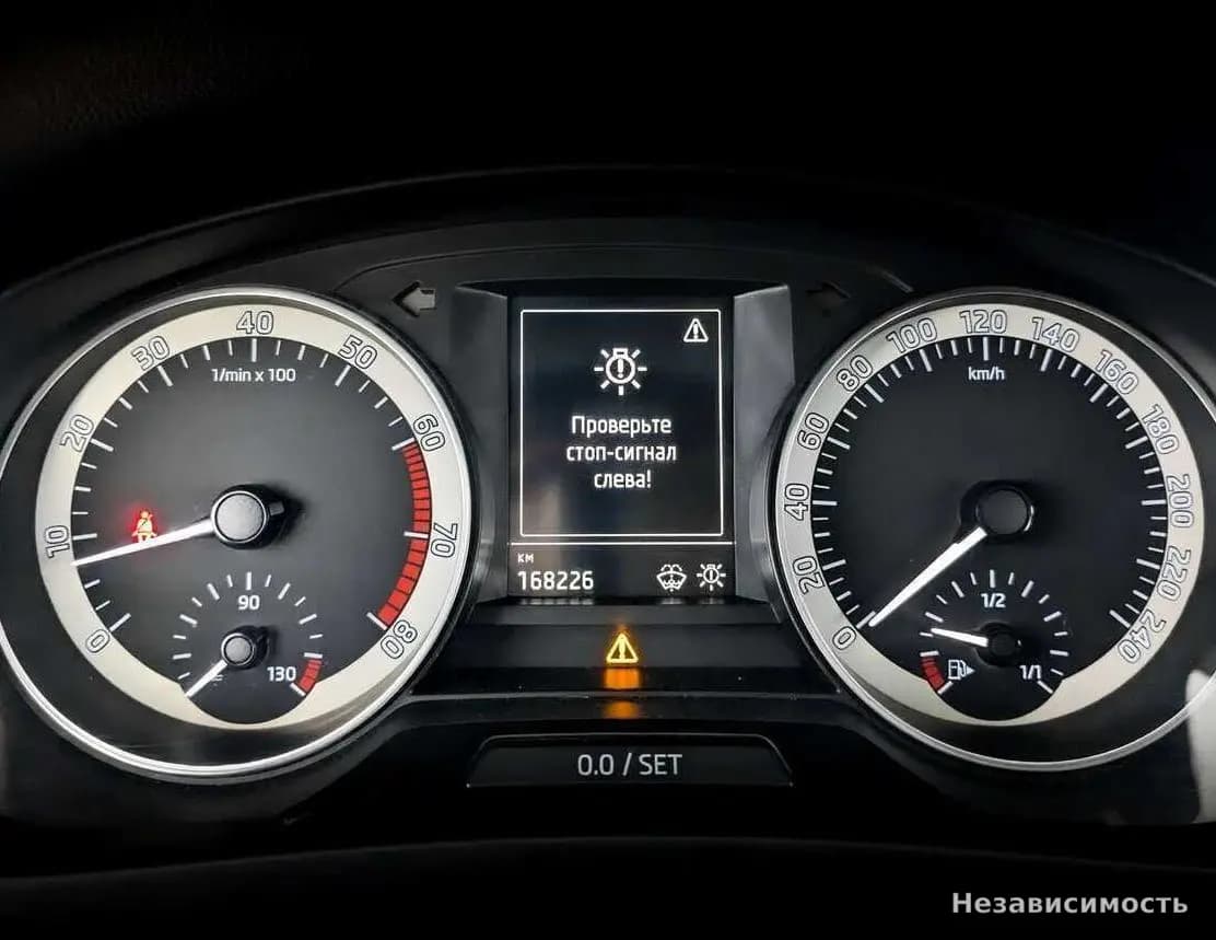 Skoda Rapid 2016 с пробегом — фото 10