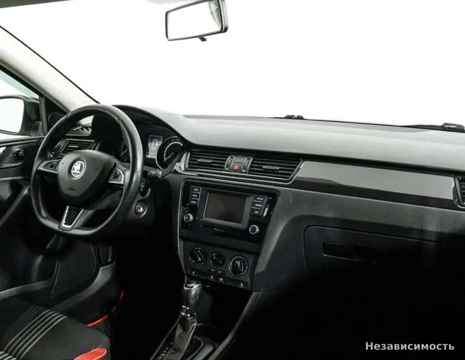 Skoda Rapid 2016 с пробегом — фото 9