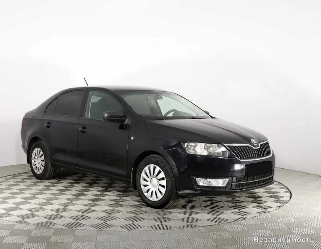 Skoda Rapid 2017 с пробегом — фото 3