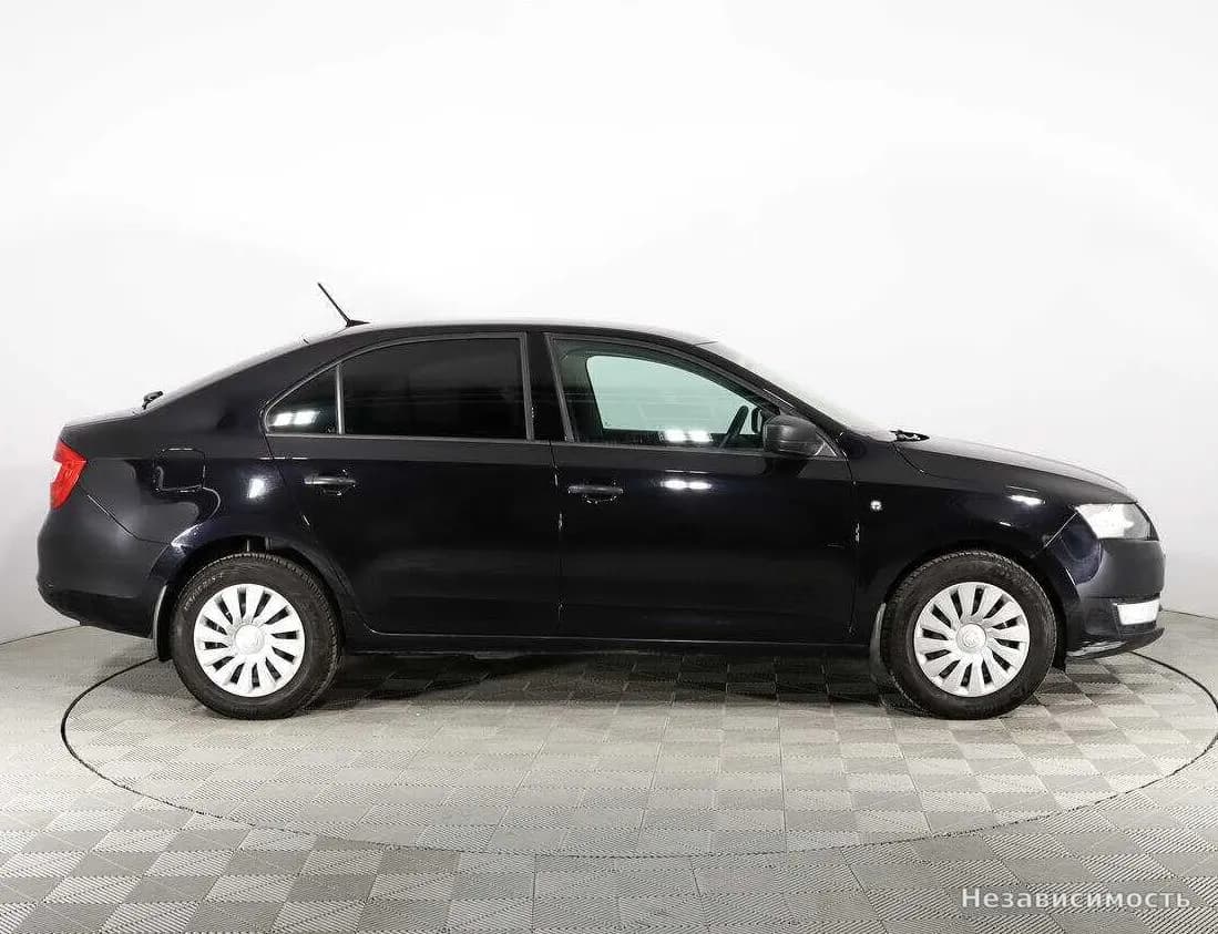 Skoda Rapid 2017 с пробегом — фото 5