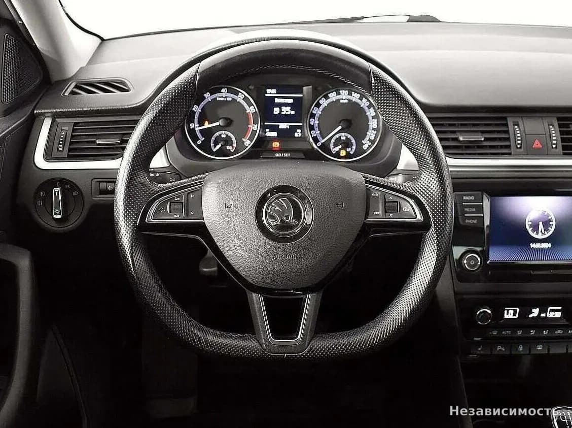 Skoda Rapid 2019 с пробегом — фото 9