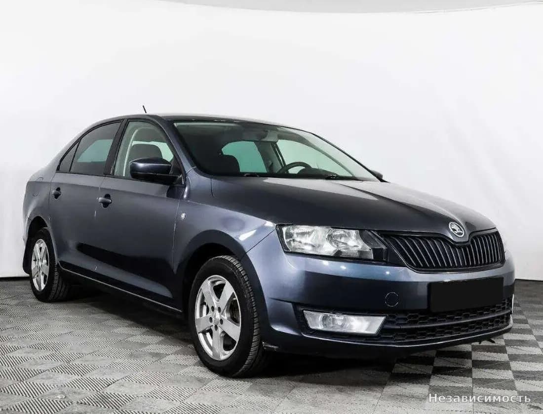 Skoda Rapid 2014 с пробегом — фото 3