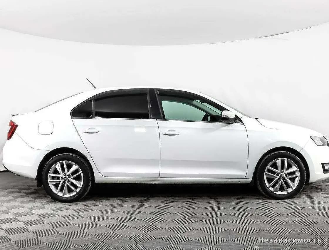 Skoda Rapid 2017 с пробегом — фото 3