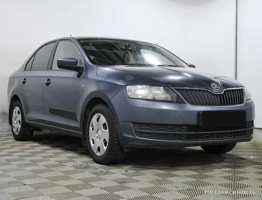 Skoda Rapid 2015 с пробегом — фото 3