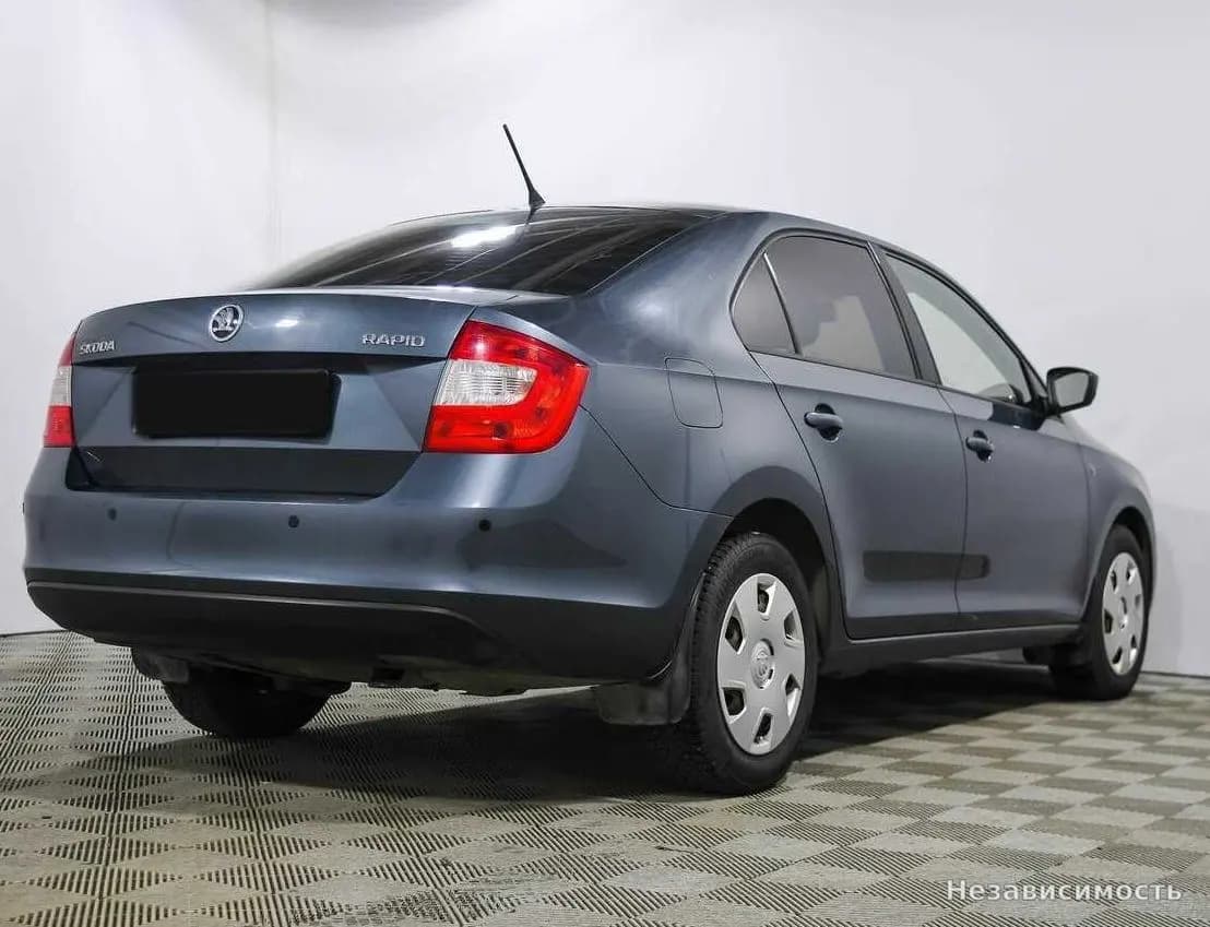 Skoda Rapid 2015 с пробегом — фото 4