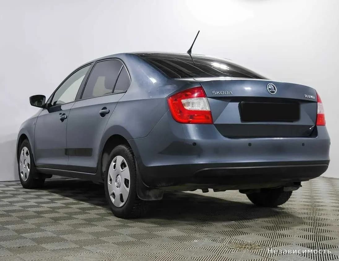 Skoda Rapid 2015 с пробегом — фото 6
