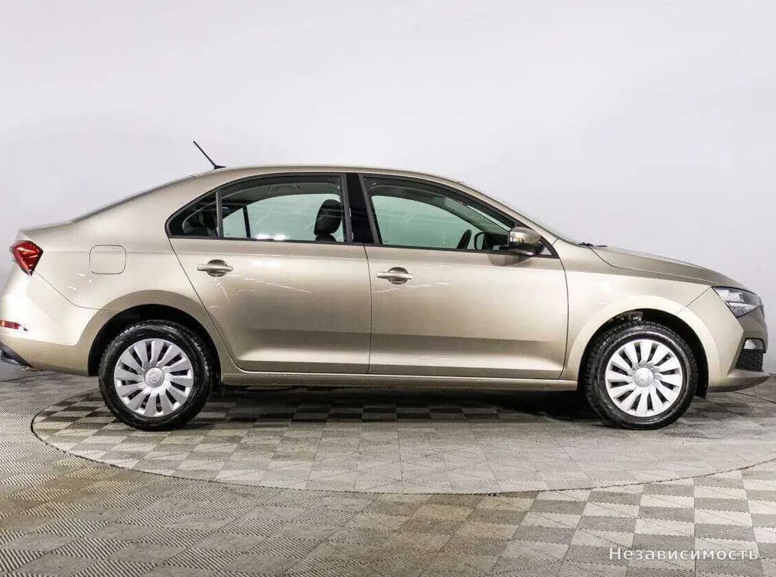 Skoda Rapid 2020 с пробегом — фото 4
