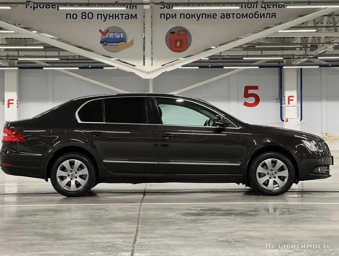Skoda Superb 2013 с пробегом — фото 4