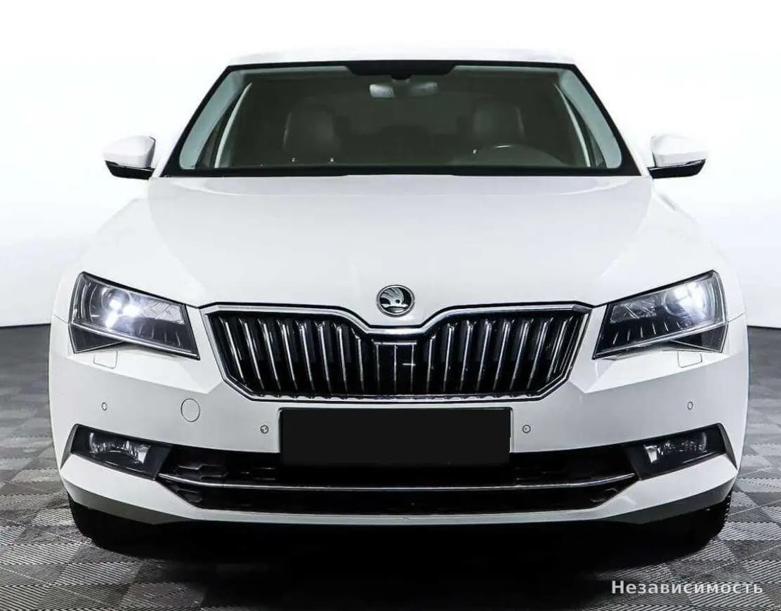 Skoda Superb 2017 с пробегом — фото 2