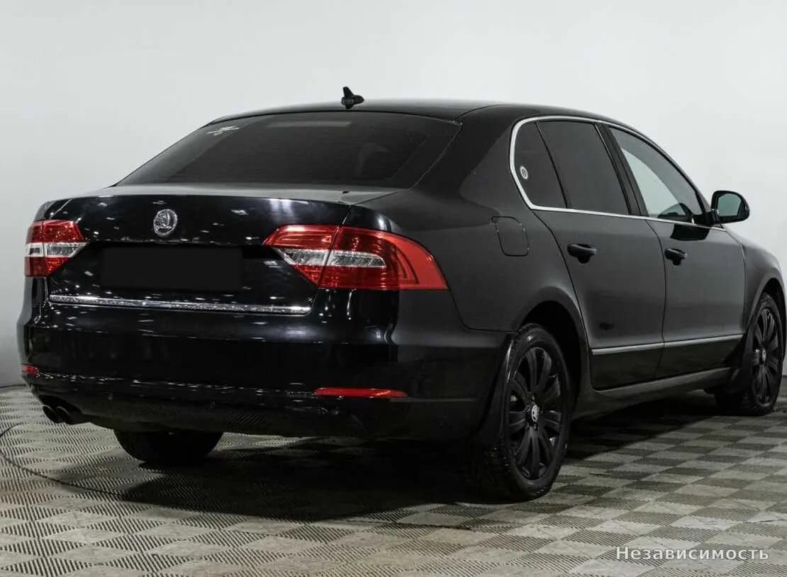 Skoda Superb 2013 с пробегом — фото 5