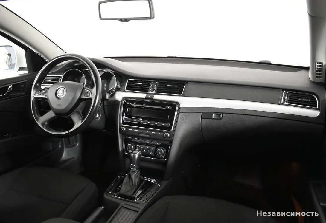 Skoda Superb 2015 с пробегом — фото 8