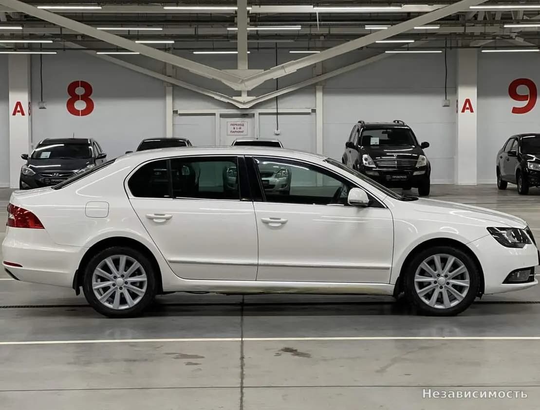 Skoda Superb 2014 с пробегом — фото 4