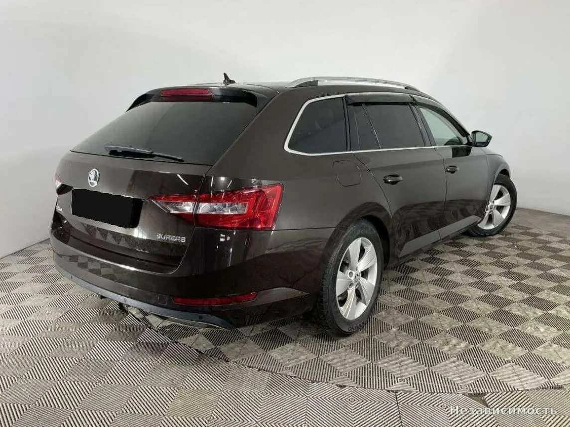 Skoda Superb 2016 с пробегом — фото 5