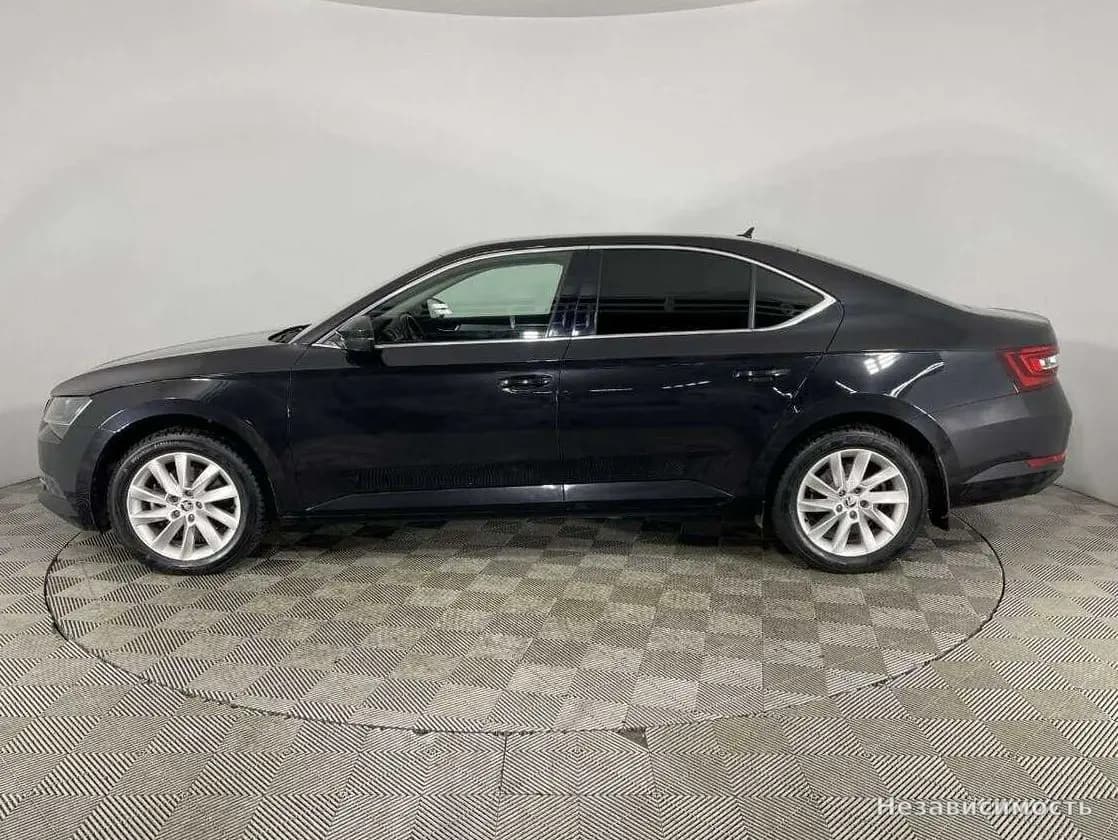 Skoda Superb 2018 с пробегом — фото 5