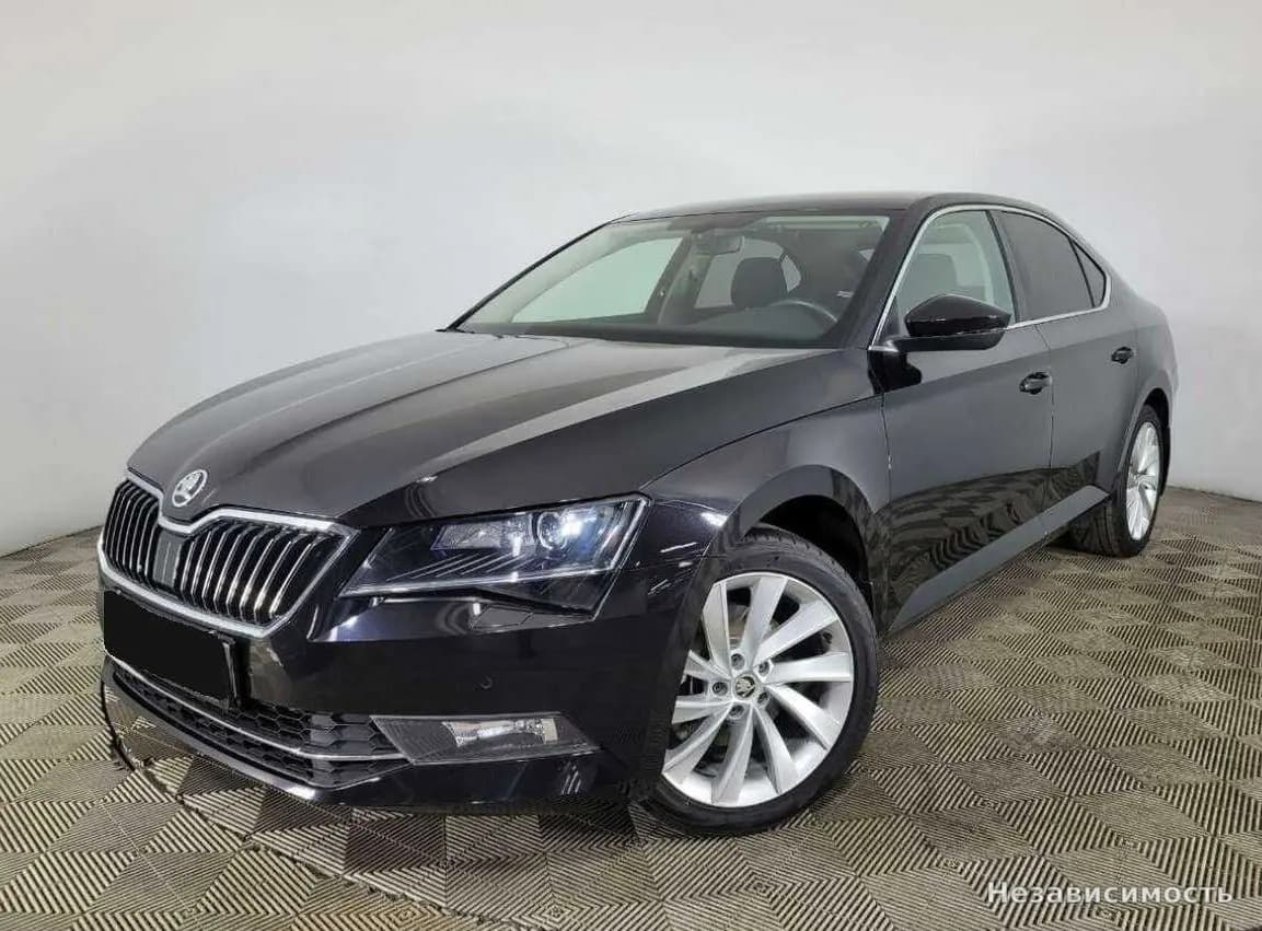 Skoda Superb 2016 с пробегом — фото 1