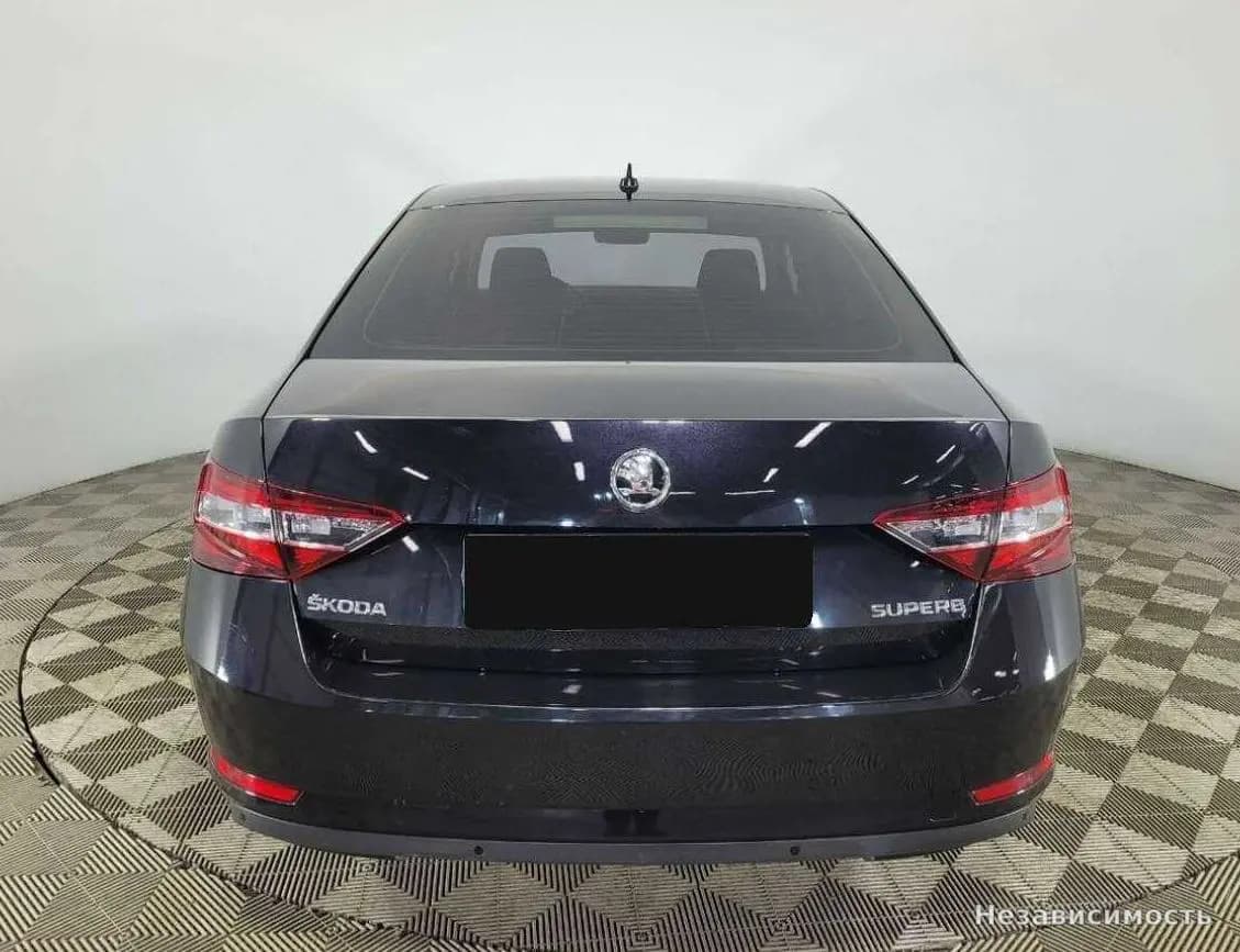 Skoda Superb 2016 с пробегом — фото 3
