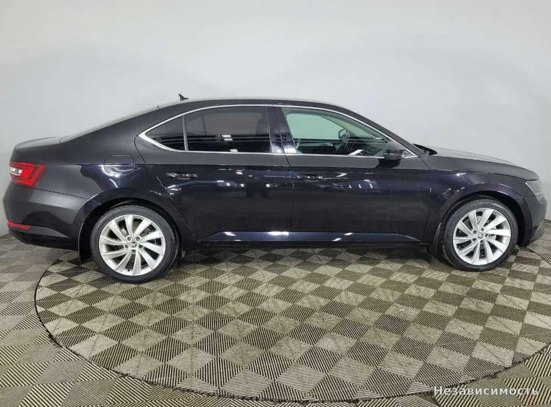 Skoda Superb 2016 с пробегом — фото 4