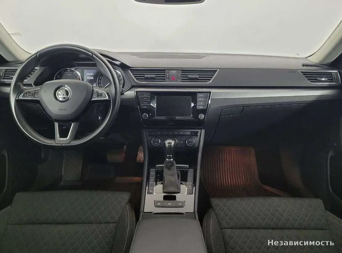Skoda Superb 2016 с пробегом — фото 7