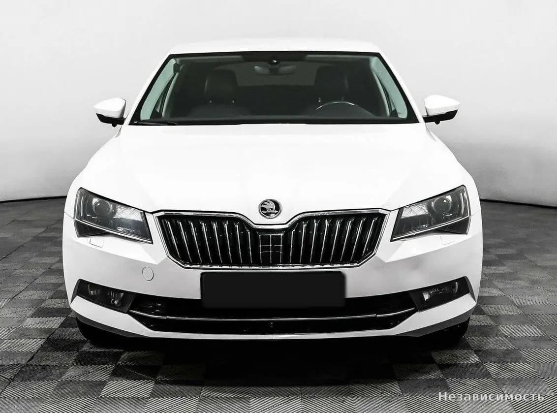 Skoda Superb 2016 с пробегом — фото 2