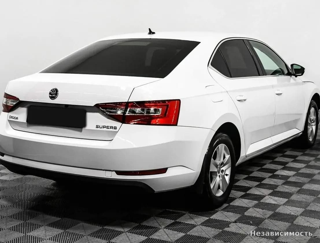 Skoda Superb 2016 с пробегом — фото 5