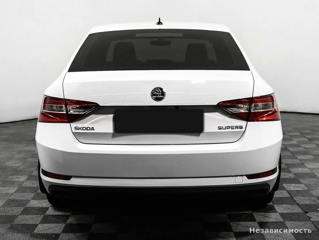 Skoda Superb 2016 с пробегом — фото 6