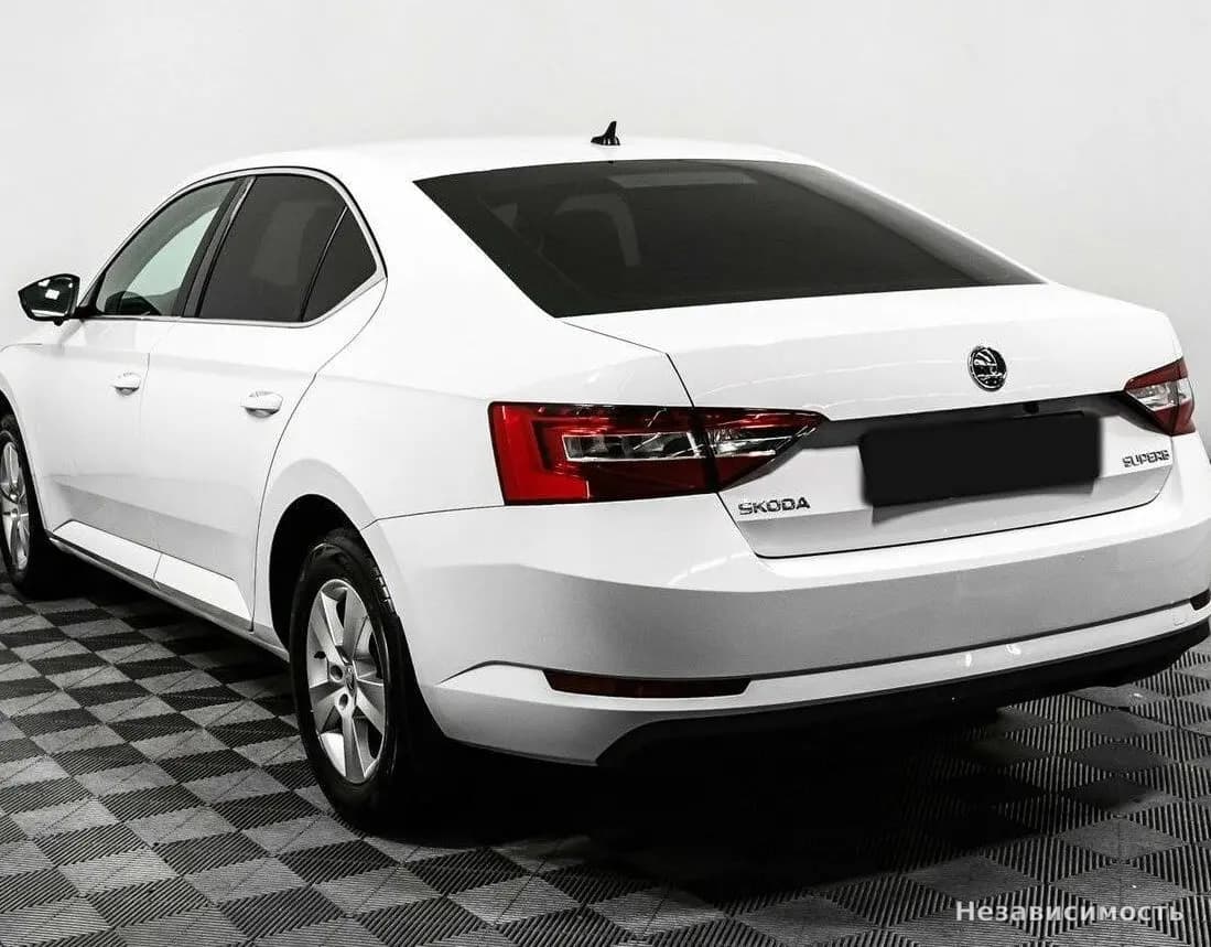 Skoda Superb 2016 с пробегом — фото 7