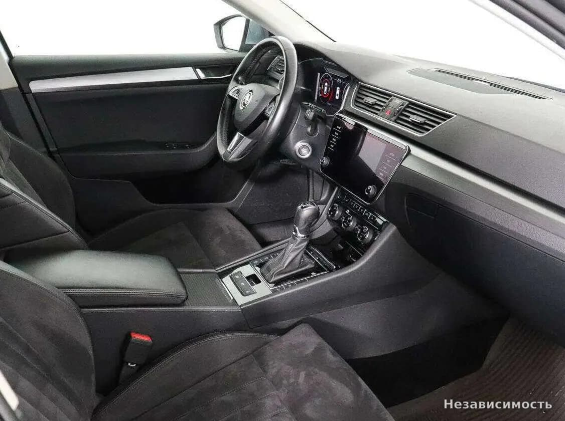 Skoda Superb 2019 с пробегом — фото 6