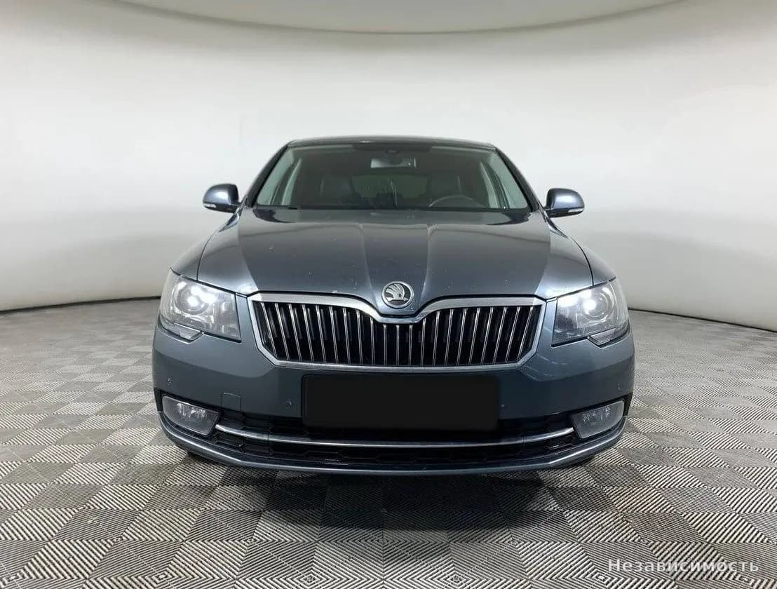 Skoda Superb 2014 с пробегом — фото 2