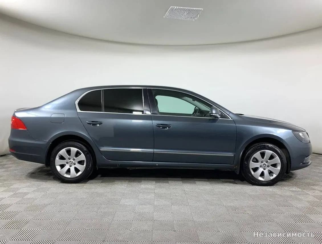 Skoda Superb 2014 с пробегом — фото 4