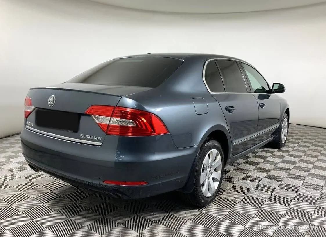 Skoda Superb 2014 с пробегом — фото 5
