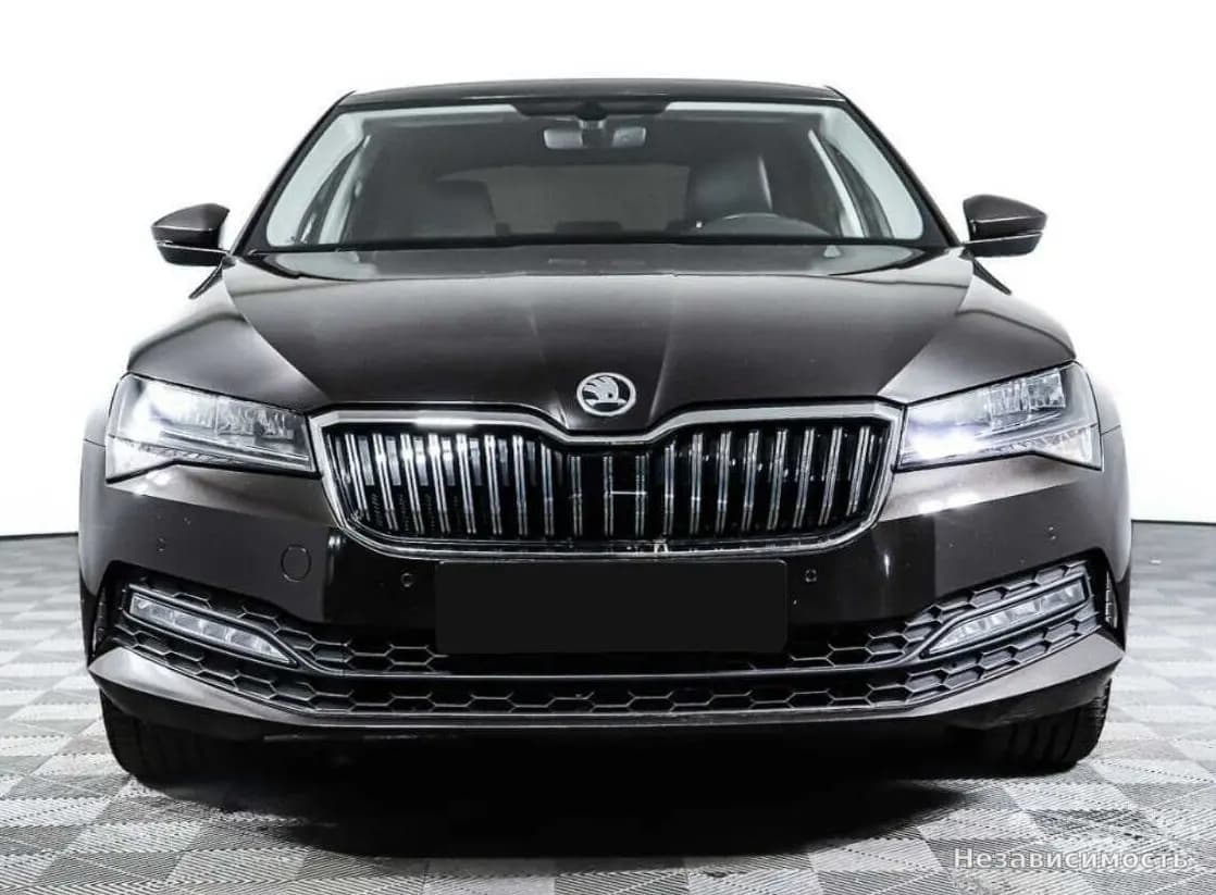 Skoda Superb 2021 с пробегом — фото 2