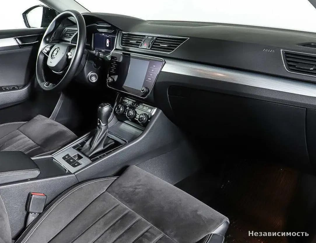 Skoda Superb 2021 с пробегом — фото 9