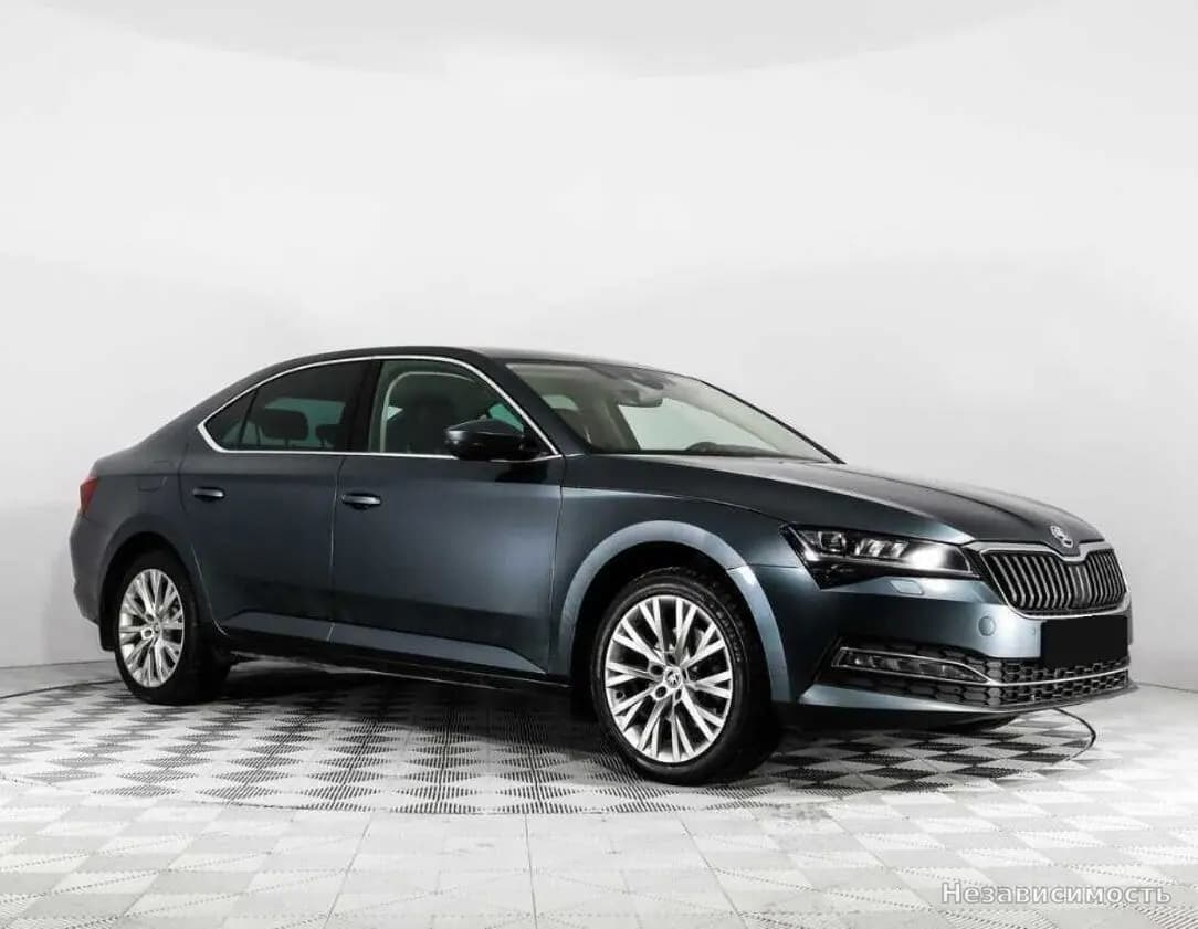 Skoda Superb 2019 с пробегом — фото 3