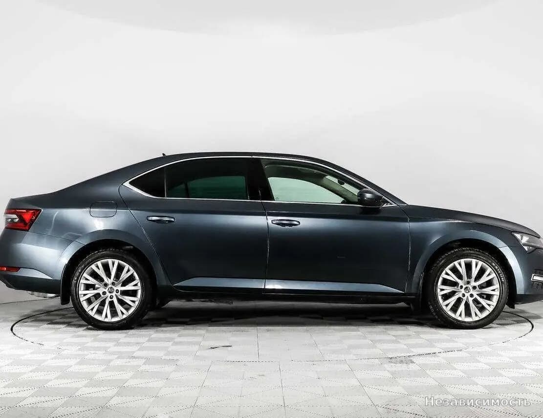 Skoda Superb 2019 с пробегом — фото 4