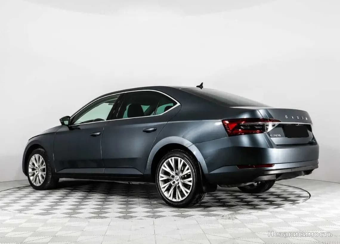 Skoda Superb 2019 с пробегом — фото 7