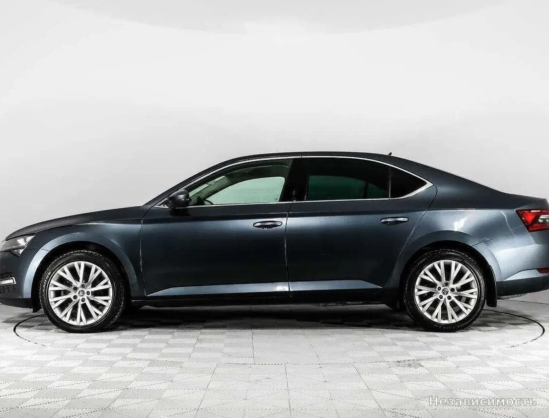 Skoda Superb 2019 с пробегом — фото 8
