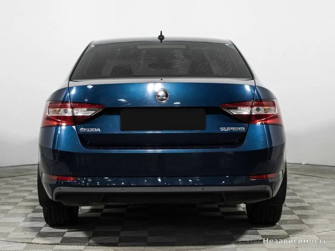 Skoda Superb 2015 с пробегом — фото 6
